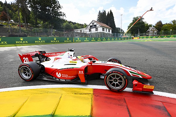 Alfa Romeo, Schumacher’i cuma günleri piste çıkarmayı planlıyor