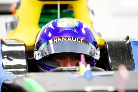 Renault says: ‘you’ll see Alonso in action’ as F1 test run plan revealed