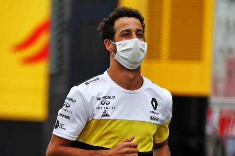 Perez still has time to find 'deserved' F1 seat – Ricciardo