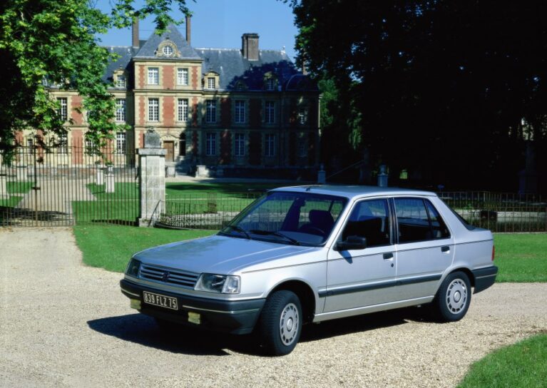 Peugeot – 309 – 1.6 (103 bg) – Teknik Özellikler