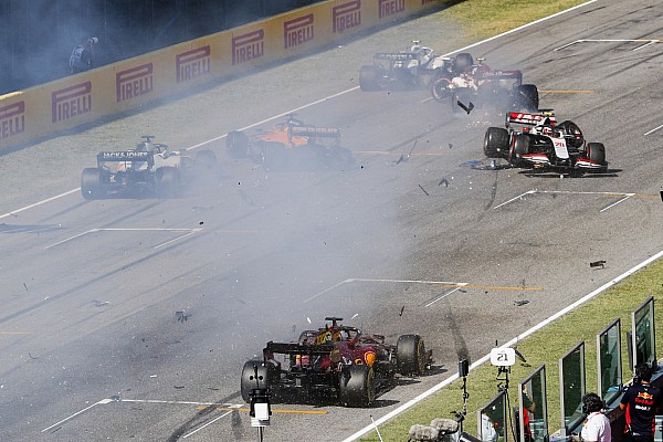 Steiner: “Formula 1, NASCAR tarzı yeniden start alanlarını değerlendirmeli”