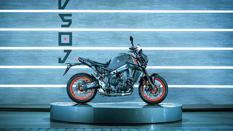 Yenilenen 2021 Yamaha MT-09 tanıtıldı!