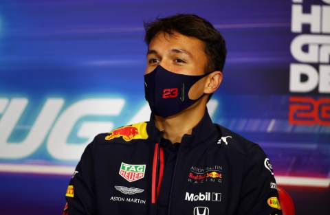 Albon feeling ‘no extra pressure’ despite Red Bull F1 exit rumours