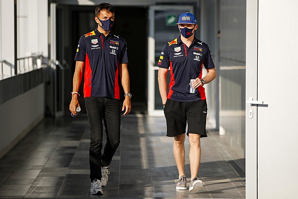 Verstappen: “Red Bull’da takım arkadaşım fark etmez”