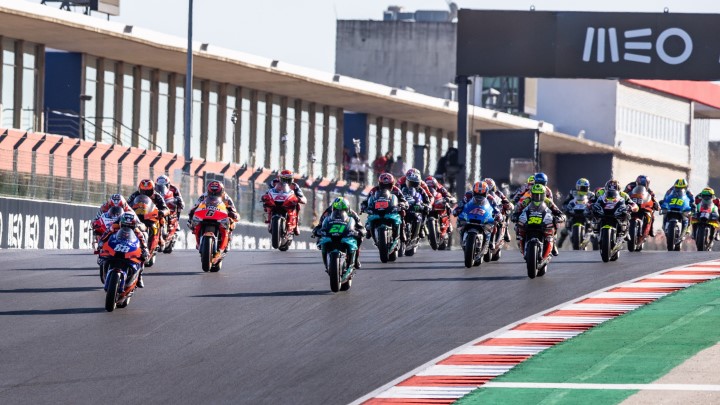 2020 MotoGP Portekiz Yarış Tekrarı izle