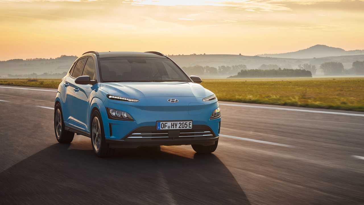 Hyundai Kona Electric, makyajlı yüzünü gösterdi