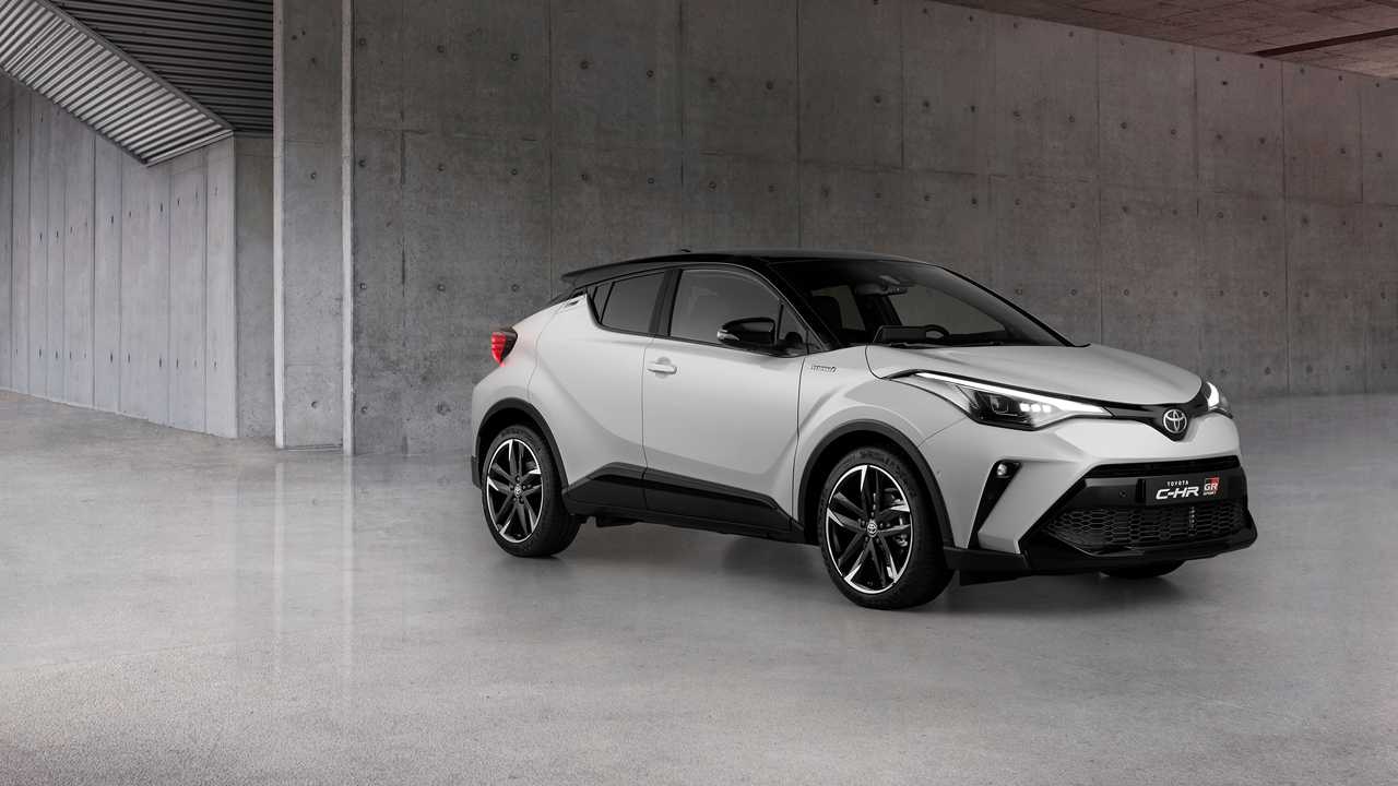 Toyota C-HR’a GR Sport adlı sportif versiyon geldi!