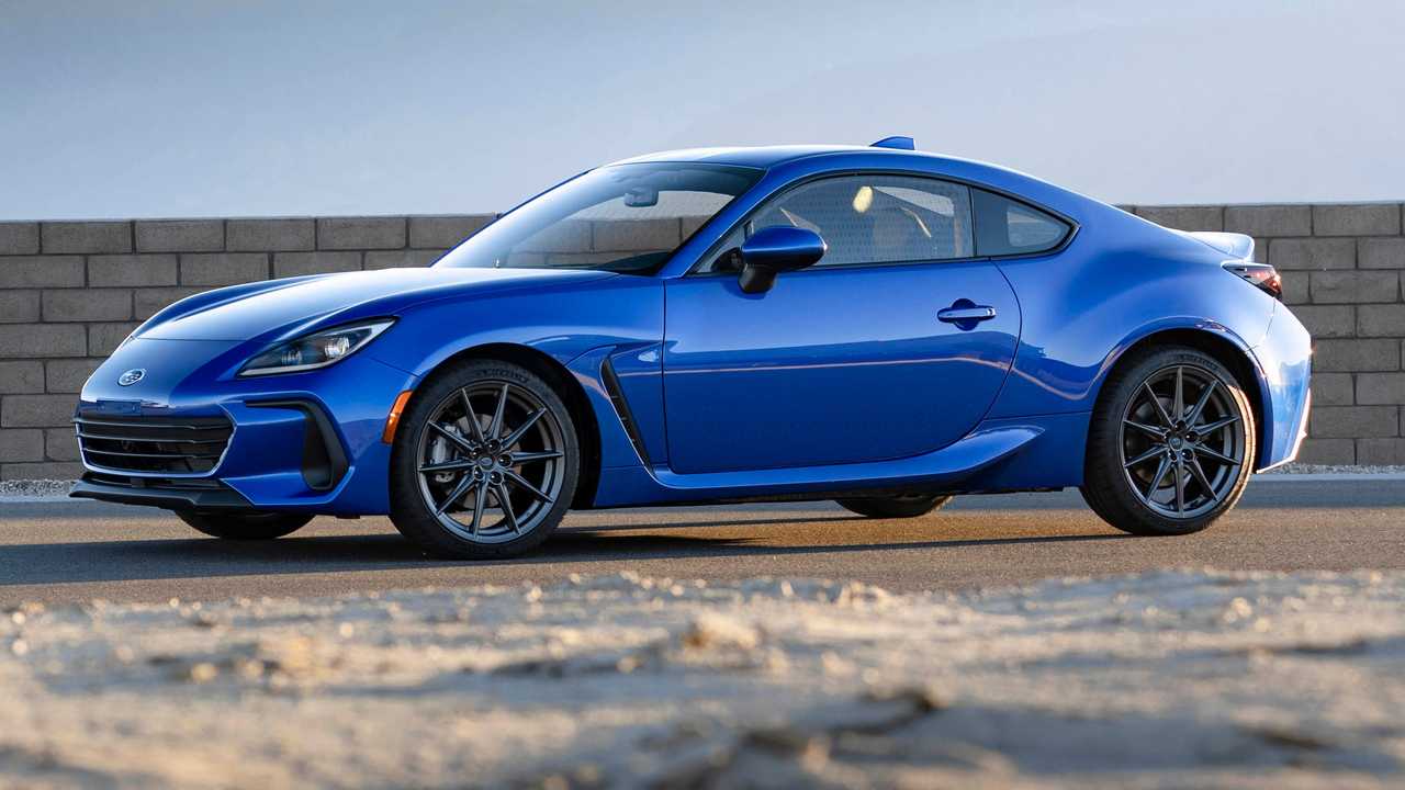 2021 Subaru BRZ 230 bg güçle geldi!