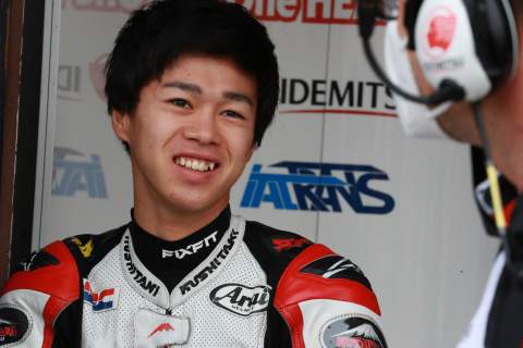 Moto3 title contender Ai Ogura secures Moto2 promotion for 2021
