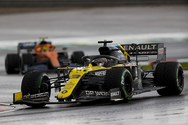Ricciardo: “Renault, üçüncülük mücadelesinin dışına düştü”