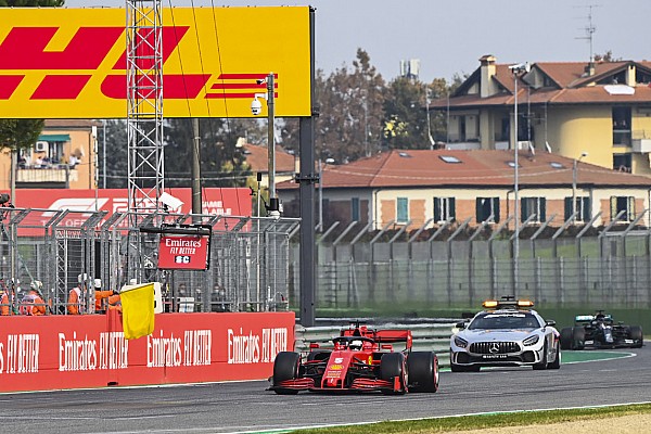 Vettel: “Güvenlik aracından geri tur alma kuralı ‘utanç verici'”