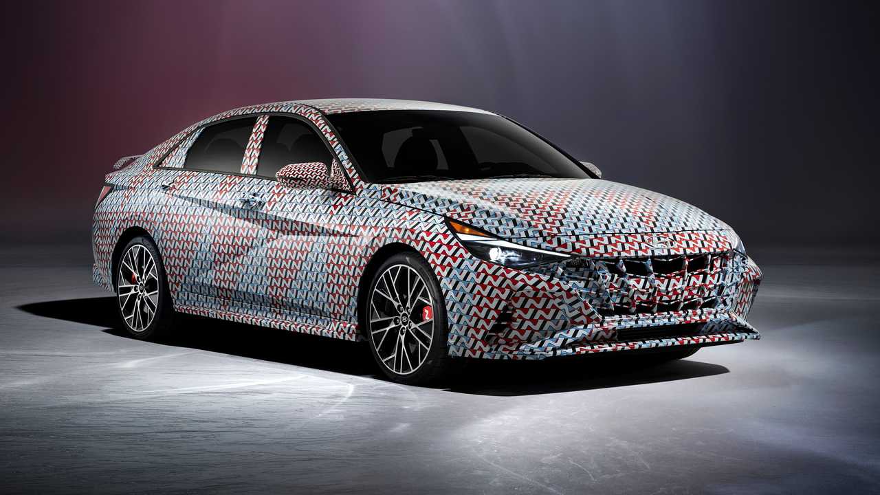 2021 Hyundai Elantra N teaser’larına yakından bakın!