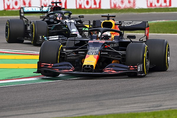 Verstappen: “Gelecek sene başka bir zor sene olacak”