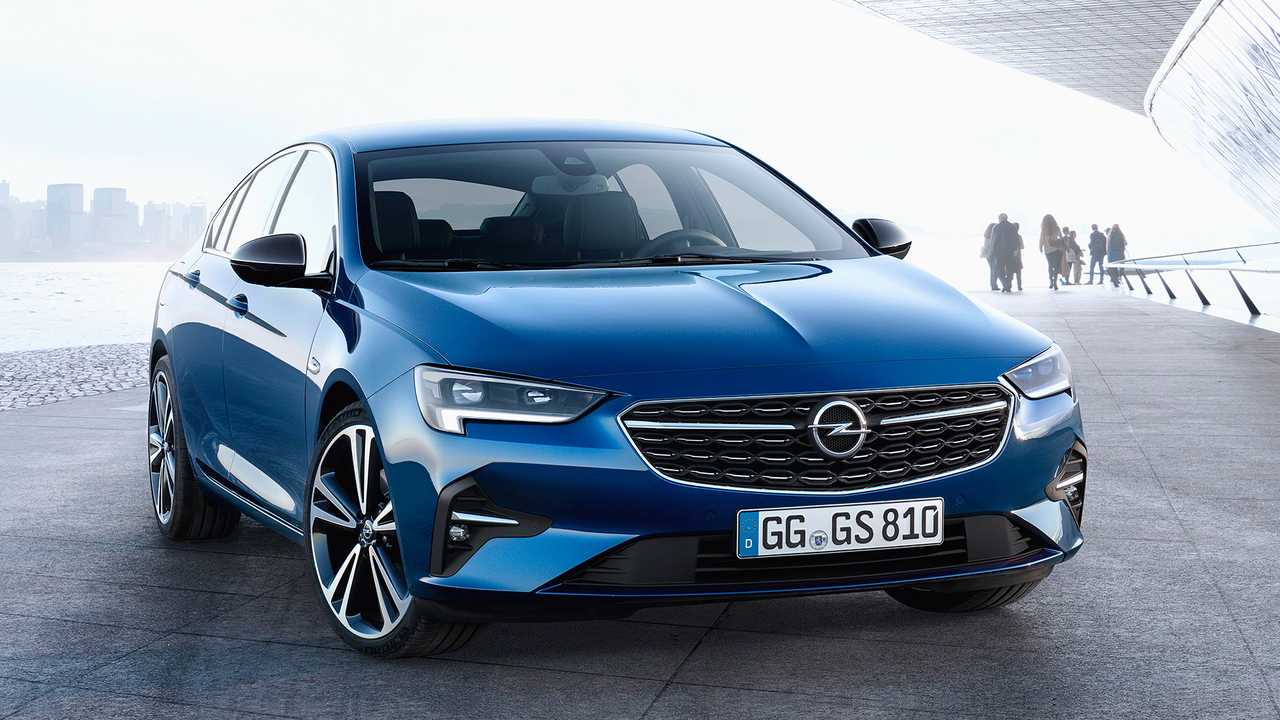 Makyajlı Opel Insignia Türkiye’de satışa sunuldu