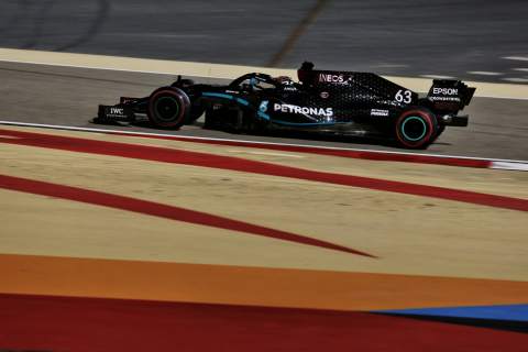 Russell downplays “deceiving” pace after dominating Friday F1 practice