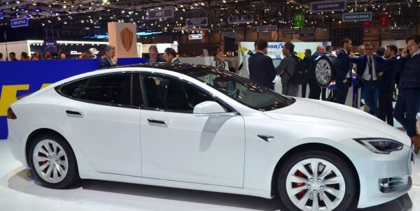 Tesla – Model S – P100D 100 kWh (605 bg) Dual Motor AWD – Teknik Özellikler