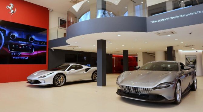 Ferrari için özel showroom