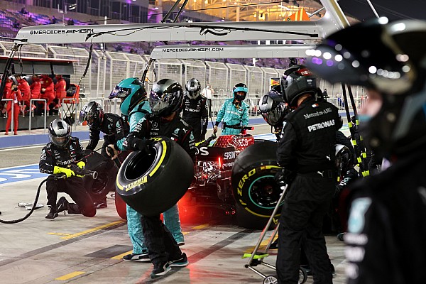 Mercedes Sakhir GP’de telsizle yaşanan sorunu açıkladı