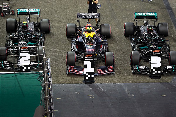 Ricciardo: “Modern araçlar Verstappen’e daha iyi uydu”