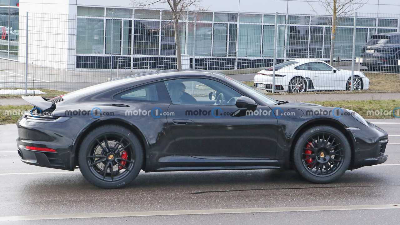 İlginç bir Porsche 911 prototipi test esnasında yakalandı