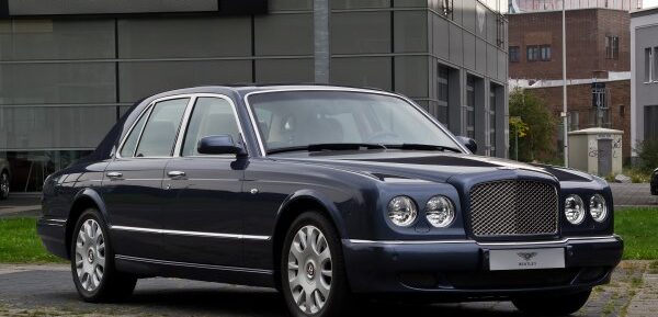 Bentley – Arnage – 6.7 i V8 16V (405 bg) – Teknik Özellikler