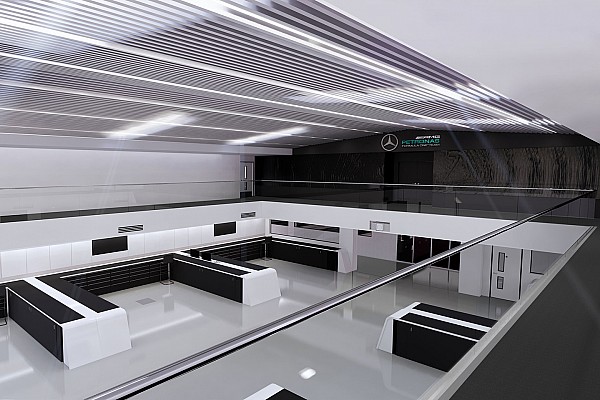 Mercedes, Brackley’deki fabrikasında “uzay çağı” güncellemeleri yaptı