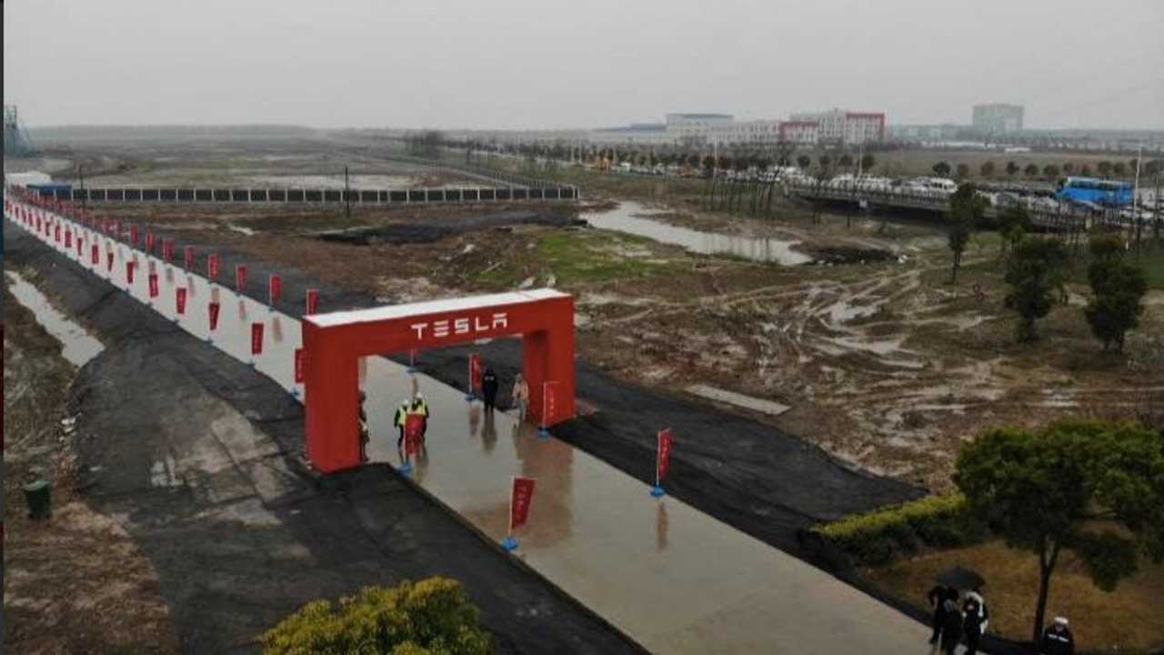 Tesla’nın Çin’e özel modelleri için yeni bir tasarım patronu arıyor