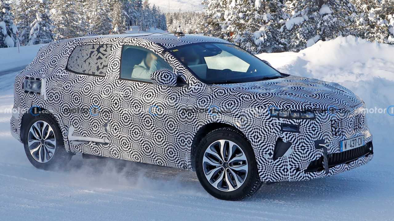 2021 Renault Kadjar’dan ilk casus fotoğraflar geldi!