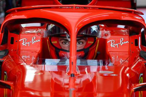 Sainz tight-lipped about Jerez 18-inch F1 test crash rumours
