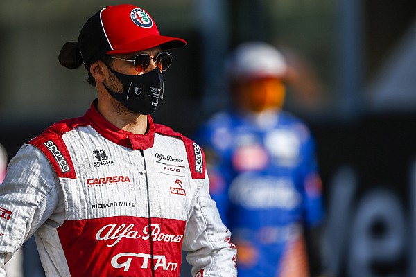 Giovinazzi: “Ferrari 3. sezonum için ‘açık’ hedefler koydu”