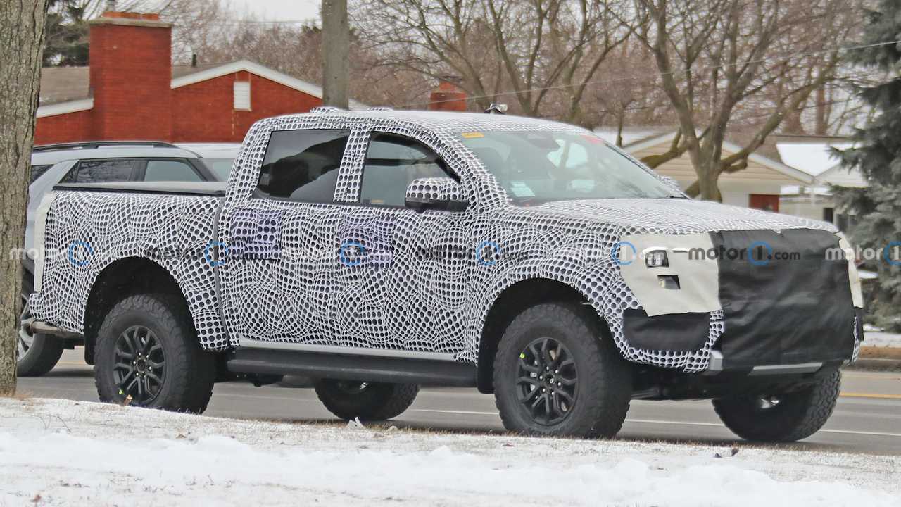 Yeni Ford Ranger Raptor ilk kez görüntülendi