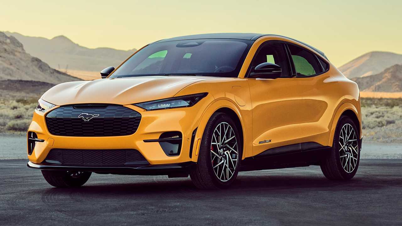 Ford, 2030’dan itibaren sadece elektrikli binek araç satışı yapacak
