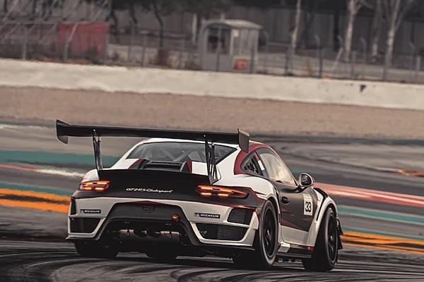 Verstappen, Porsche GT2 RS’ini satıyor