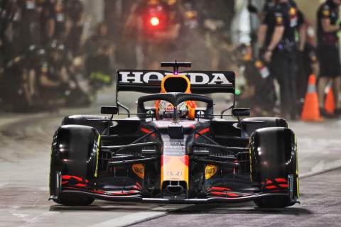 Verstappen downplays Red Bull's early impressive F1 testing form