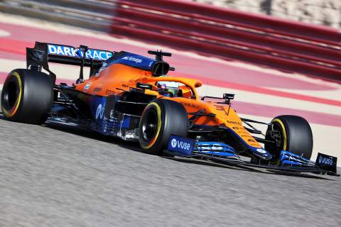 Ricciardo still adjusting to McLaren brakes but will ‘go for gaps’ in F1 opener
