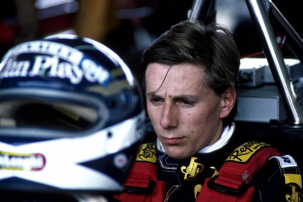 Eski Formula 1 pilotu ve Le Mans galibi Johnny Dumfries, 62 yaşında hayatını kaybetti