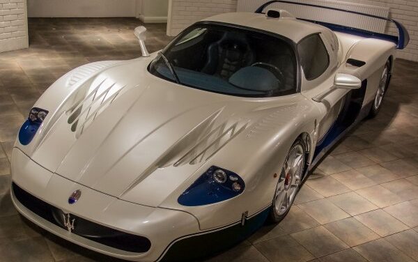 Maserati – MC12 – 6.0 V12 (624 bg) – Teknik Özellikler Maserati – MC12 – 6.0 V12 (624 bg) – Teknik Özellikler