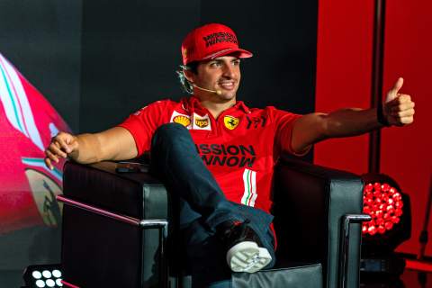 ‘Curious, open-minded’ Sainz proving a natural fit at Ferrari F1 team