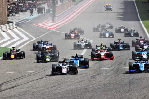 2021 F2 Fia formula  Bahreyn   Yarış Sonuçları