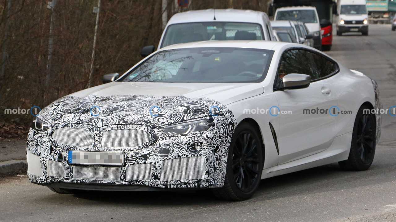 BMW 8 Serisi Coupe, makyajlı yüzünü gizlerken yakalandı BMW 8 Serisi Coupe, makyajlı yüzünü gizlerken yakalandı