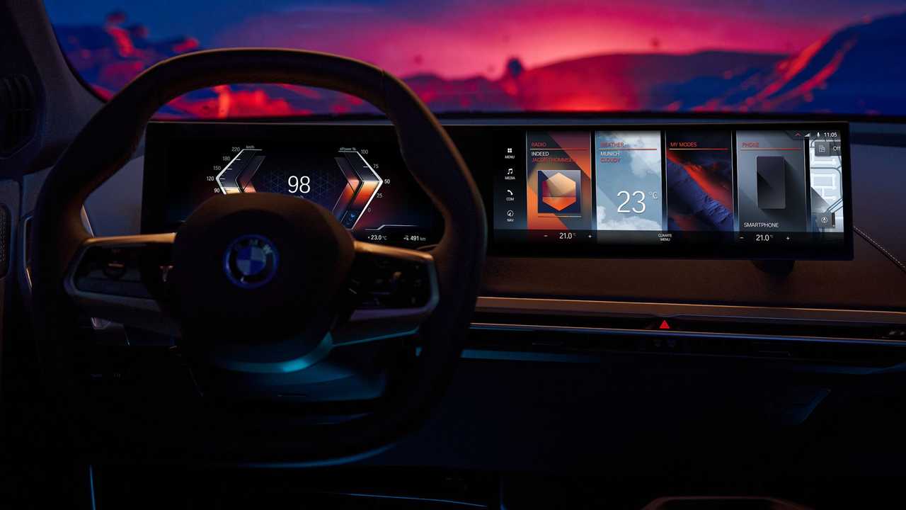 Yeni nesil BMW iDrive bilgi eğlence sistemi tanıtıldı