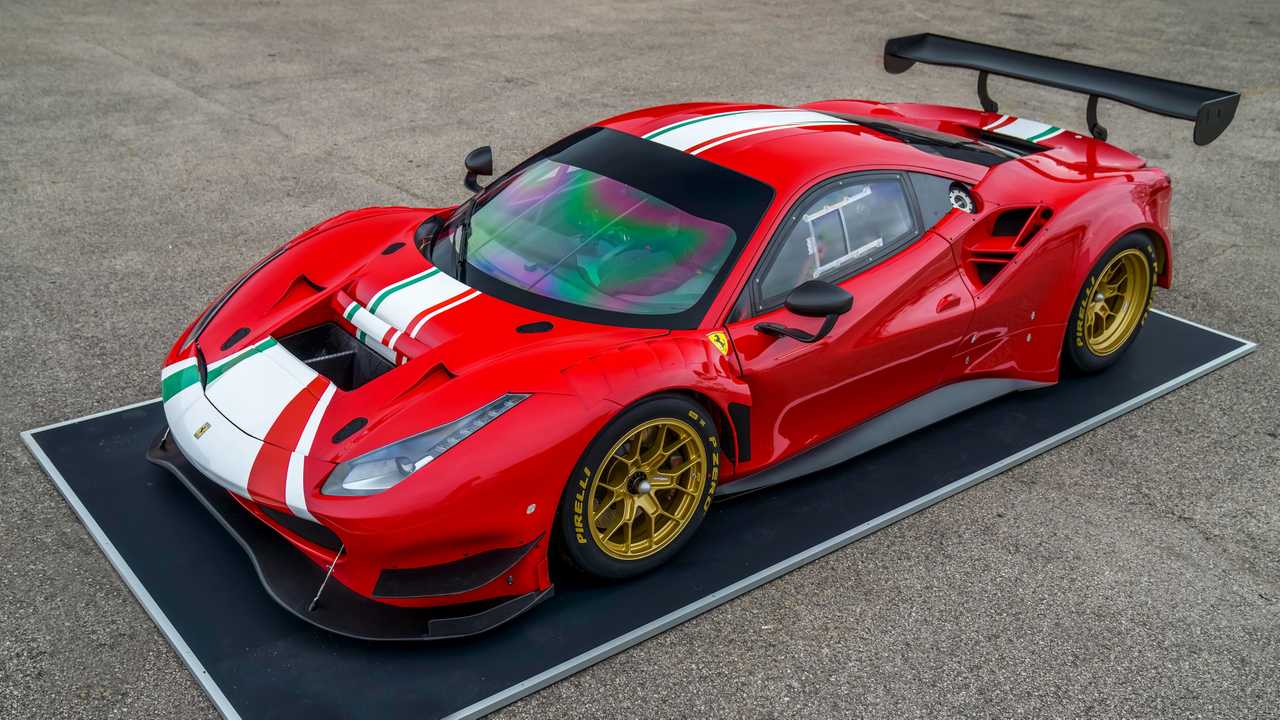 Ferrari 488 GT Modificata, Pirelli P Zero DHE lastiklerini kullanacak