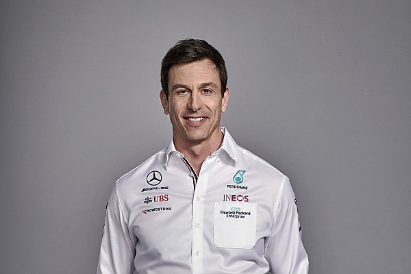 Wolff: “Tartışmalar kaçınılmaz olsa da Formula 1, sprint yarış fikrini denemeli”