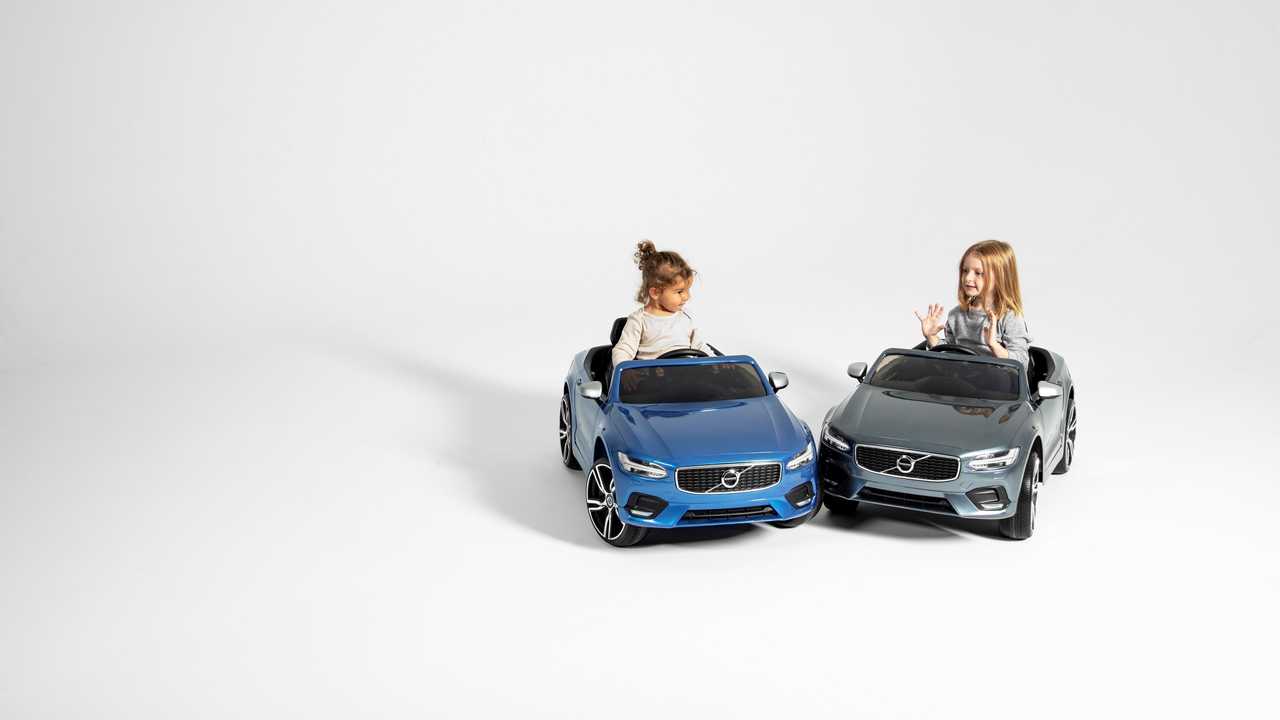 Volvo, tüm çalışanlarına 24 haftalık ücretli ebeveyn izni veriyor
