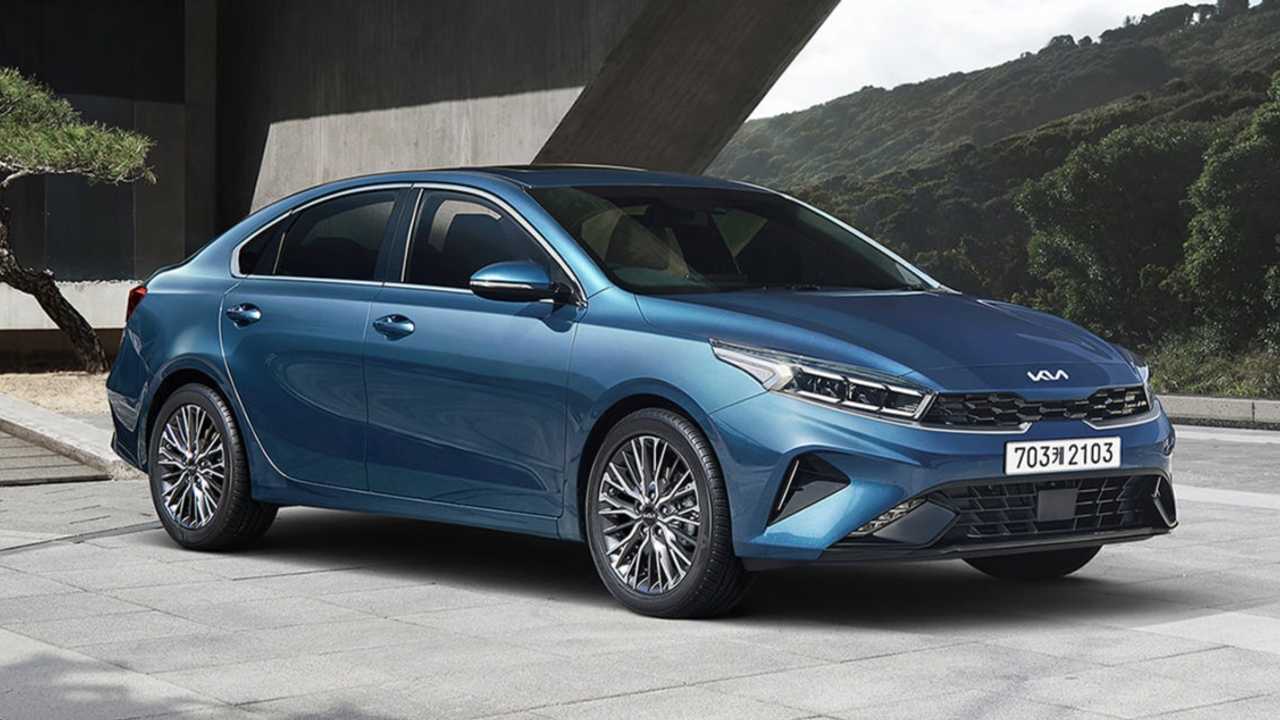 Makyajlı 2021 KIA Cerato’nun görüntüleri yayınlandı