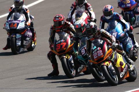 Lowes loses championship lead with Portimao crash, fifth for Fernandez