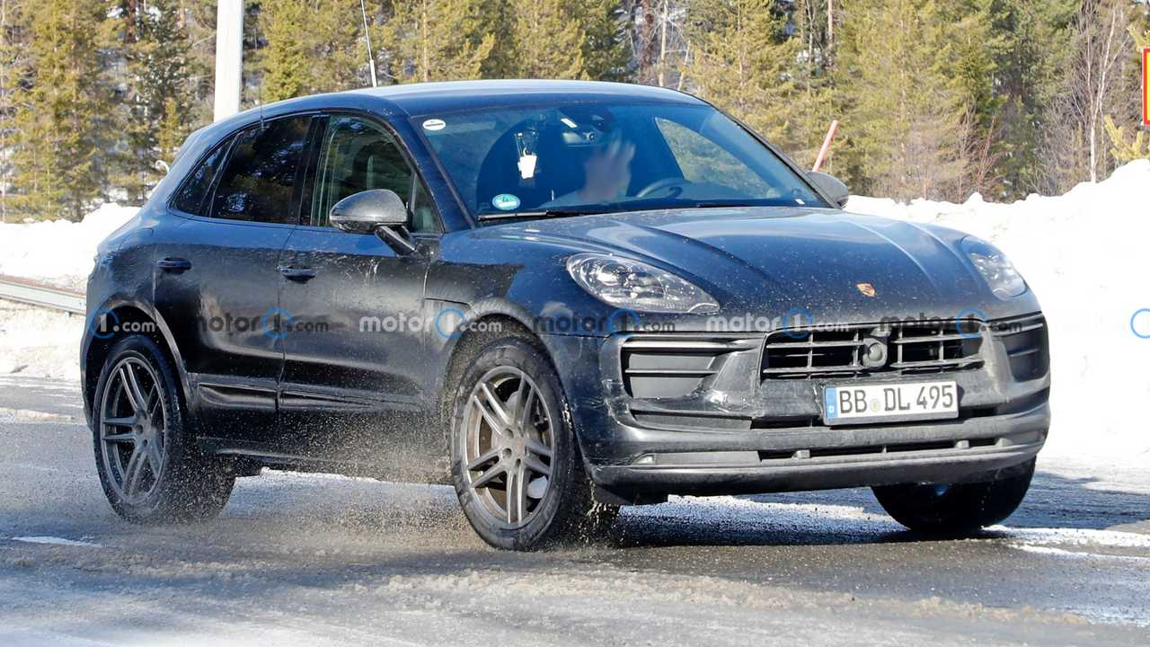 Güncellenen Porsche Macan’ın iç mekanı da görüntülendi