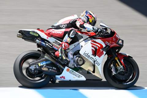 Takaaki Nakagami fastest in FP3, Marc Marquez suffers big crash