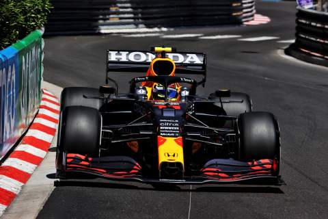 Perez heads Sainz in Monaco first practice, Hamilton P5