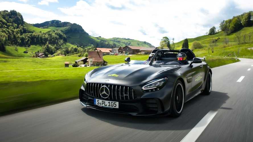 Dünyanın en özel Mercedes-AMG GT R modeline yakından bakın
